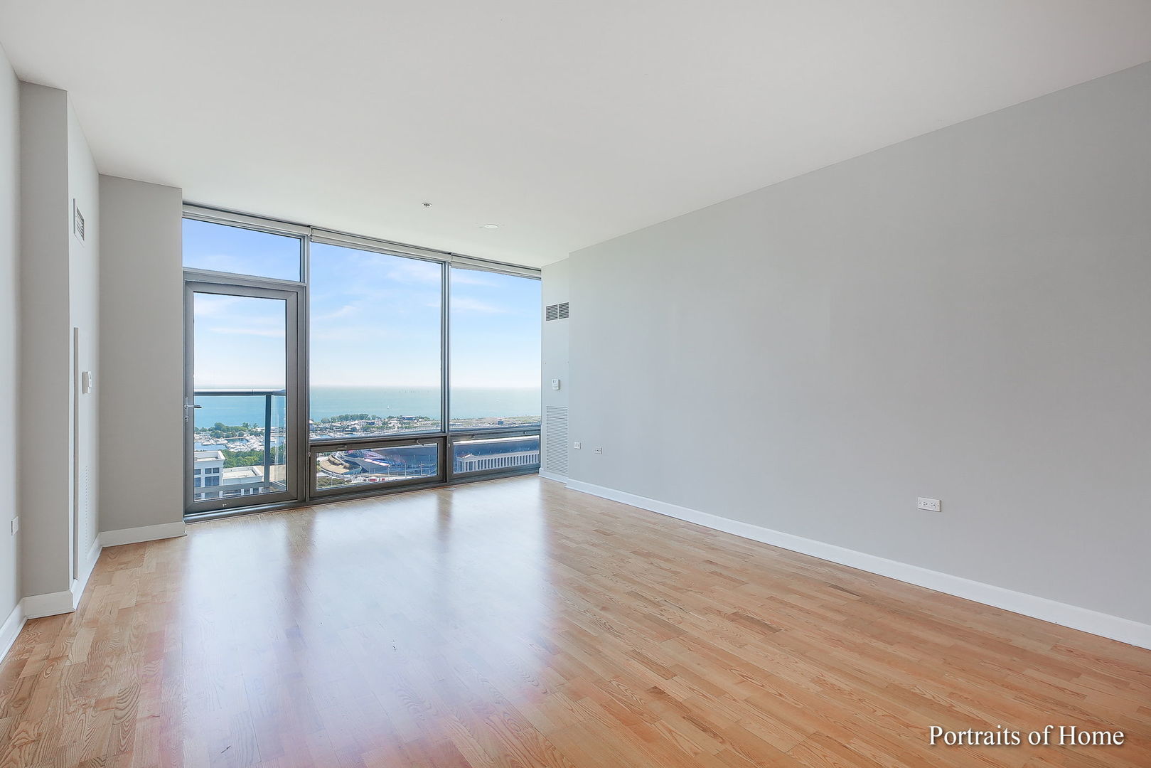 100 E 14th Street 3202