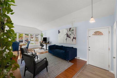 Tiny photo for 9833 Keystone Avenue, Skokie, IL 60076 (MLS # 12454126)
