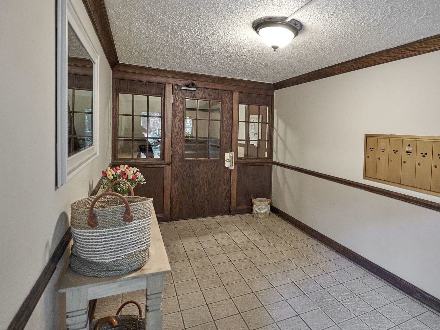 1260 W Columbia Avenue 2