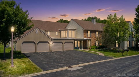 Photo of 117 Dunham Place Common #117, St. Charles, IL 60174 (MLS # 12667036)
