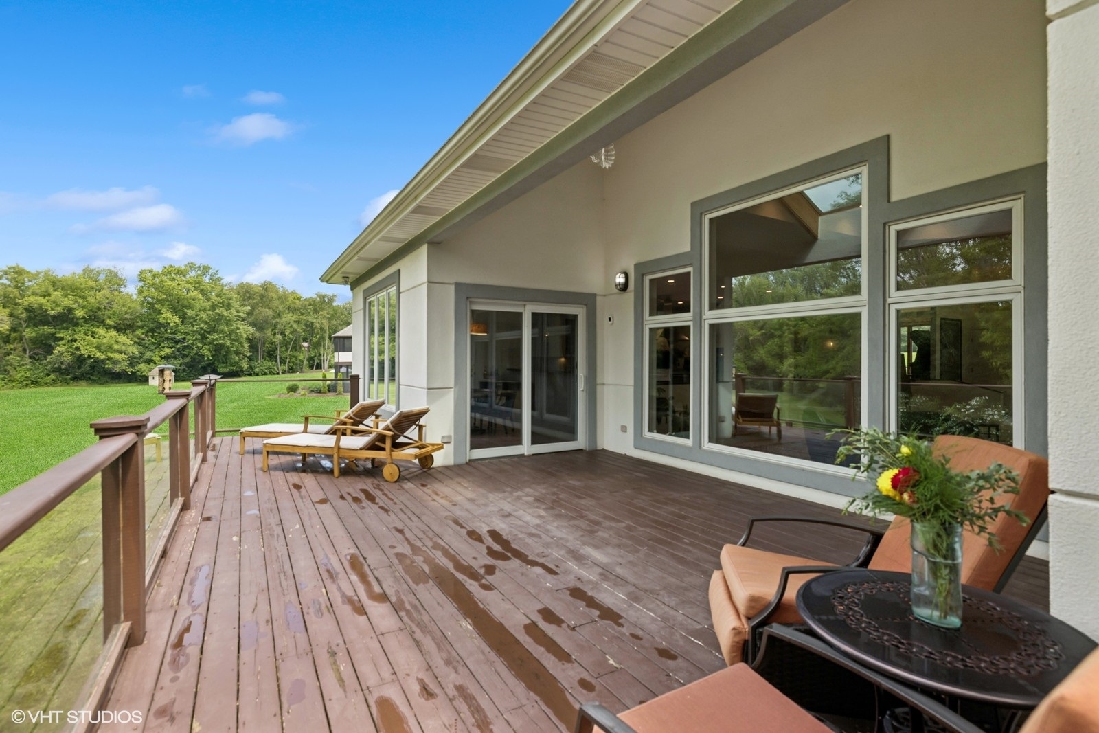 Crystal Lake, Illinois 60012, United States, 3 Bedrooms Bedrooms, ,4 BathroomsBathrooms,Residential,Active,181836