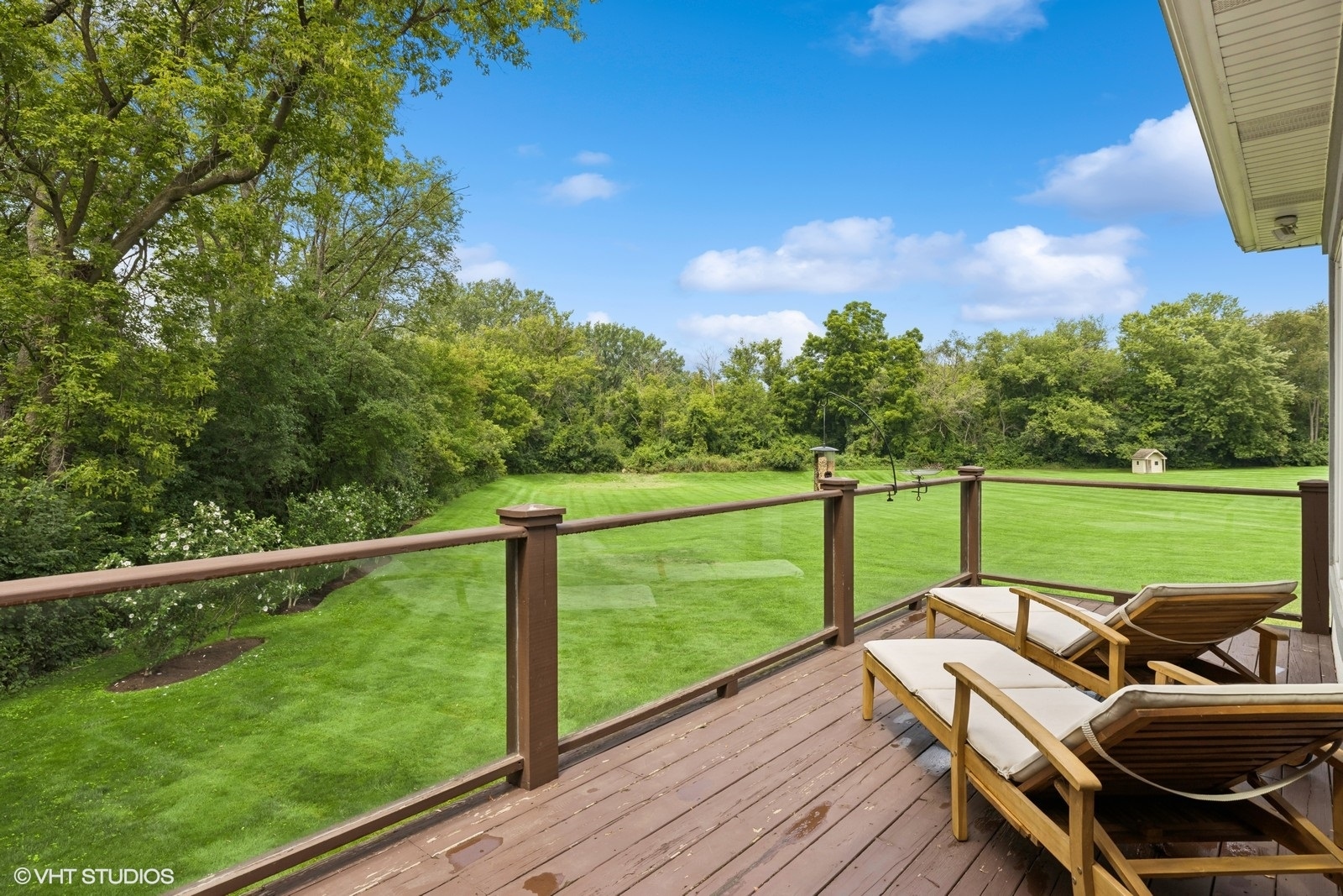 Crystal Lake, Illinois 60012, United States, 3 Bedrooms Bedrooms, ,4 BathroomsBathrooms,Residential,Active,181836