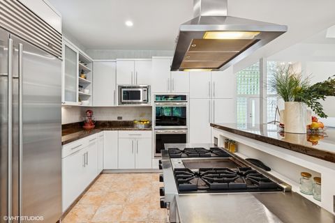 Tiny photo for 4017 Niblick Court, Crystal Lake, IL 60012 (MLS # 12429663)