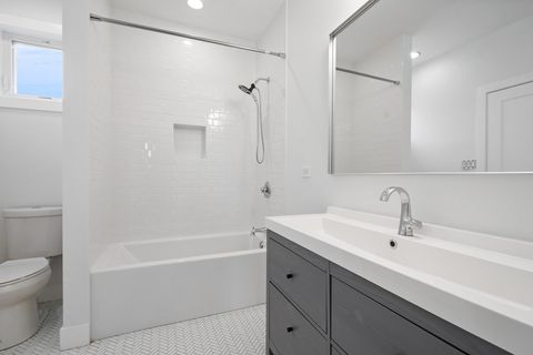 Tiny photo for 3622 N Linder Avenue, Chicago, IL 60641 (MLS # 12563622)