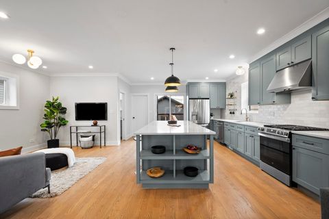 Tiny photo for 3622 N Linder Avenue, Chicago, IL 60641 (MLS # 12563622)