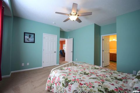 Tiny photo for 18562 E HILL Street, Mt Vernon, IL 62864 (MLS # EB459703)