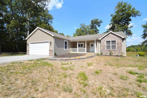 Tiny photo for 18562 E HILL Street, Mt Vernon, IL 62864 (MLS # EB459703)
