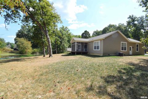 Tiny photo for 18562 E HILL Street, Mt Vernon, IL 62864 (MLS # EB459703)