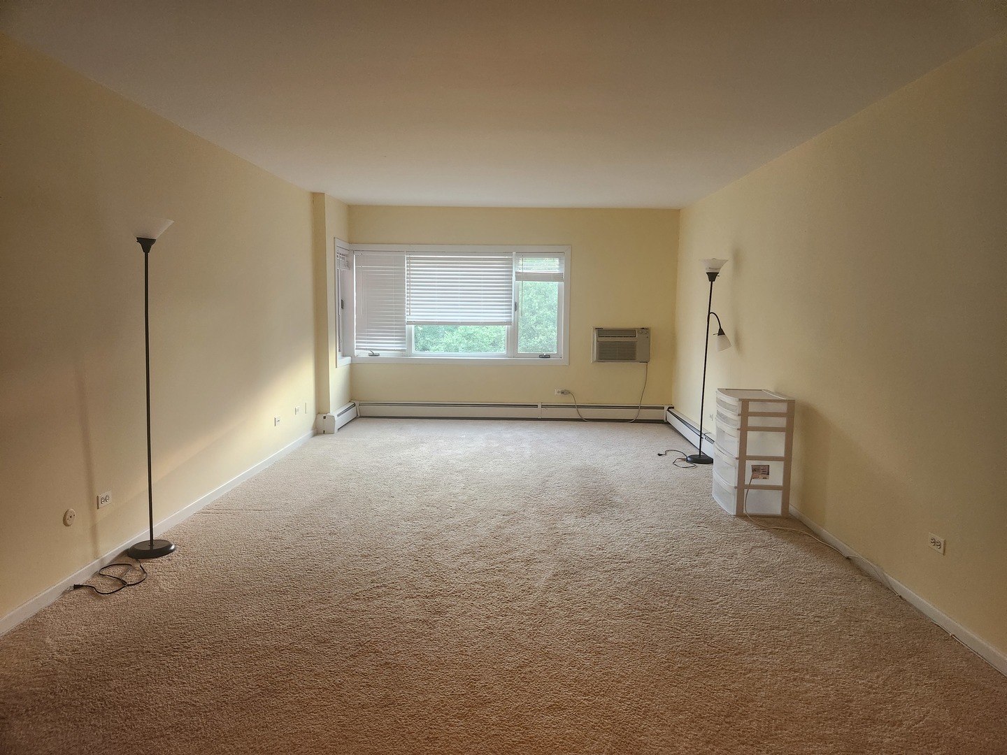 2033 Sherman Avenue 504