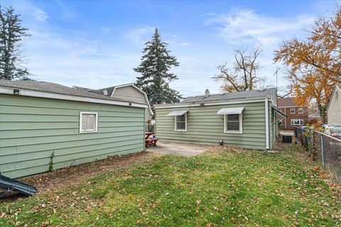 Tiny photo for 257 Vermont Avenue, Aurora, IL 60505 (MLS # 12519976)