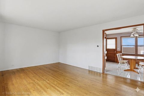 Tiny photo for 492 1st Avenue, Des Plaines, IL 60016 (MLS # 12603152)