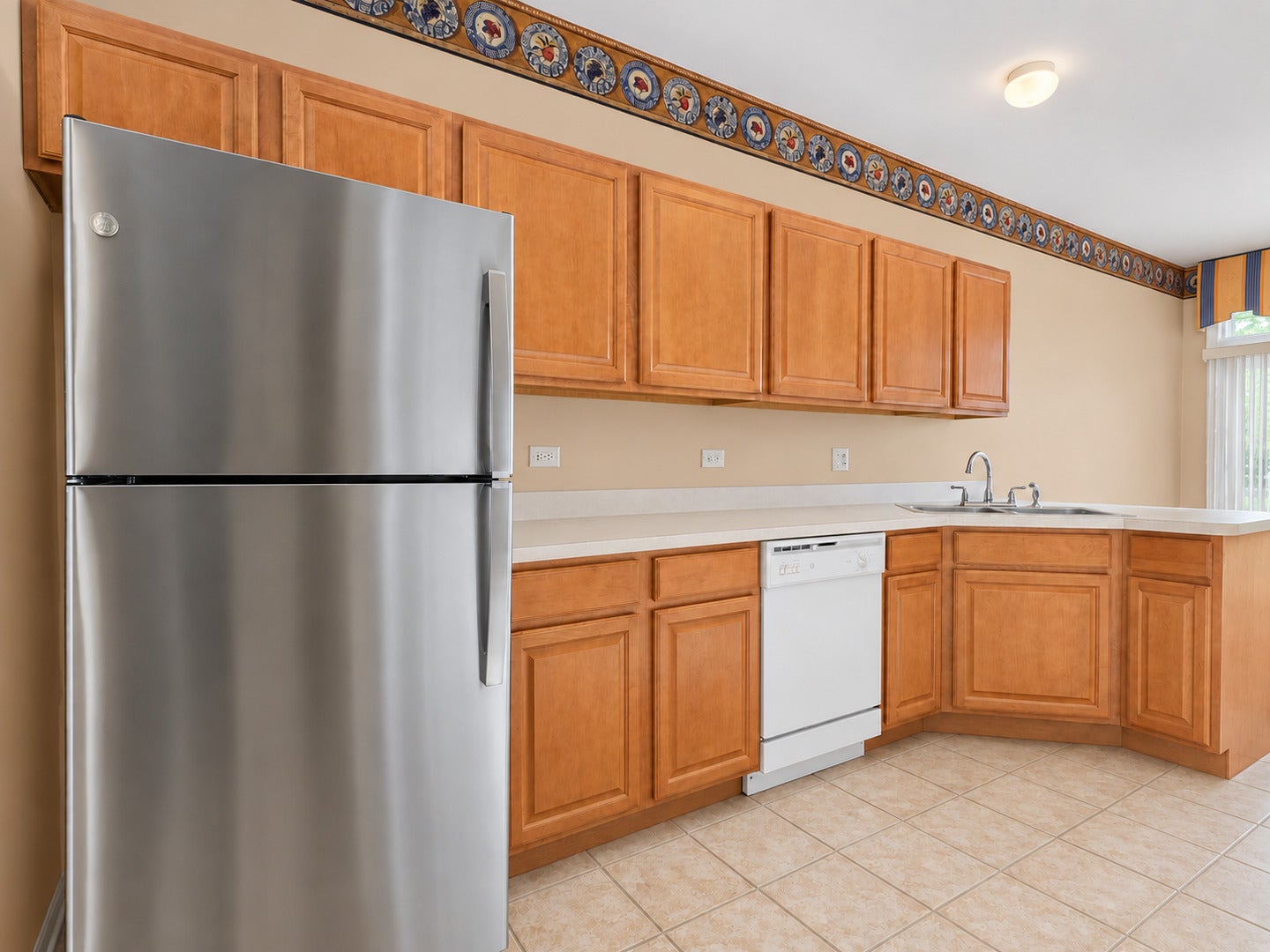 2755 Foxwood Drive