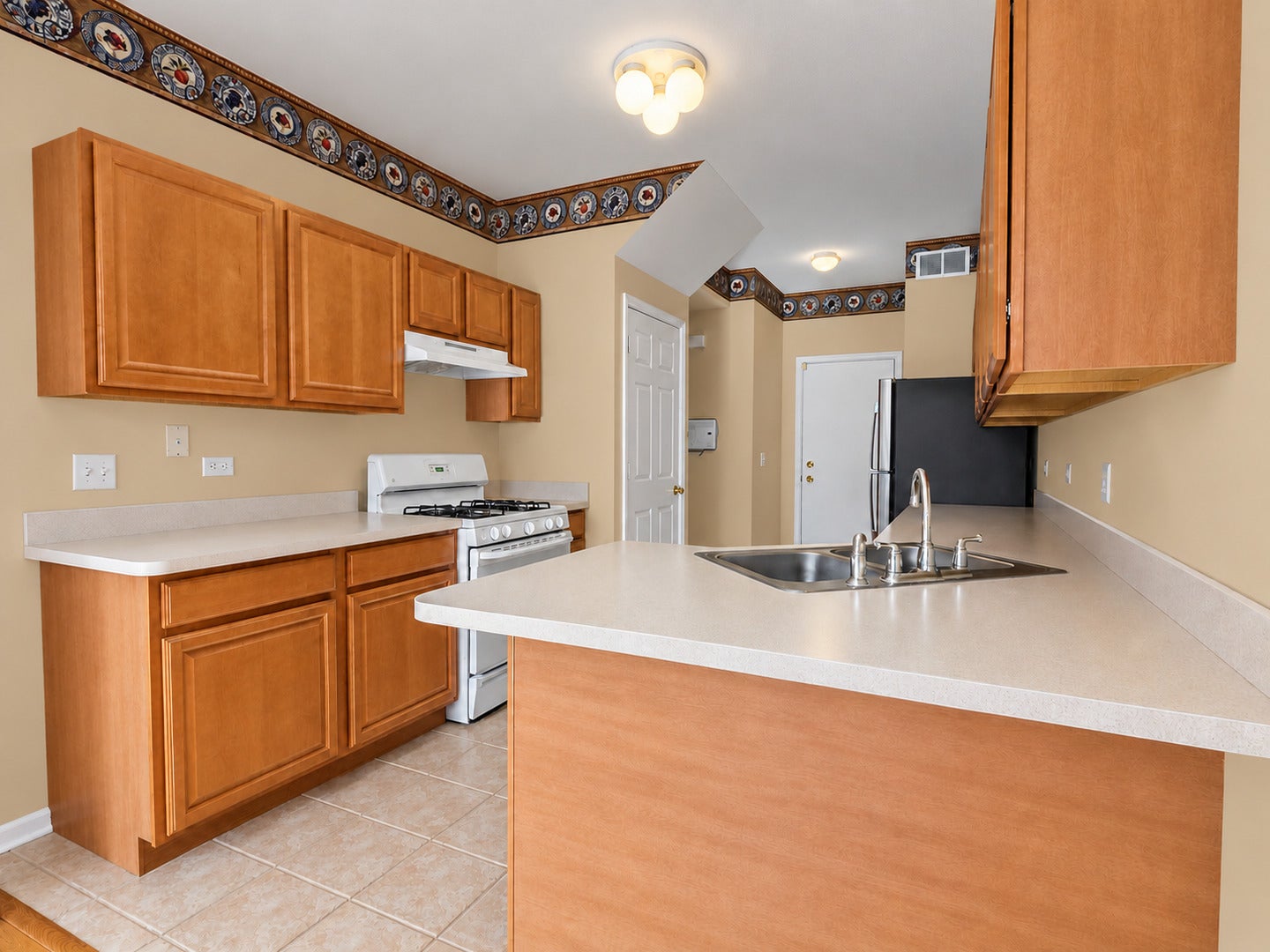 2755 Foxwood Drive