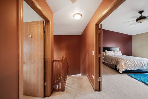 Tiny photo for 16435 Club Court, Crest Hill, IL 60403 (MLS # 12583637)