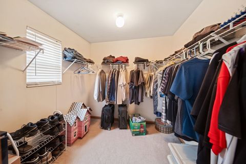 Tiny photo for 16435 Club Court, Crest Hill, IL 60403 (MLS # 12583637)