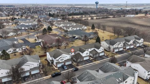 Tiny photo for 16435 Club Court, Crest Hill, IL 60403 (MLS # 12583637)