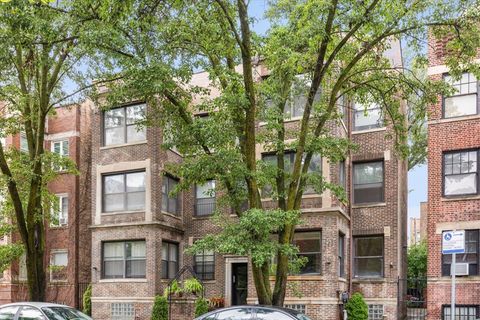 Photo of 5118 S Ingleside Avenue #A, Chicago, IL 60615 (MLS # 12458203)