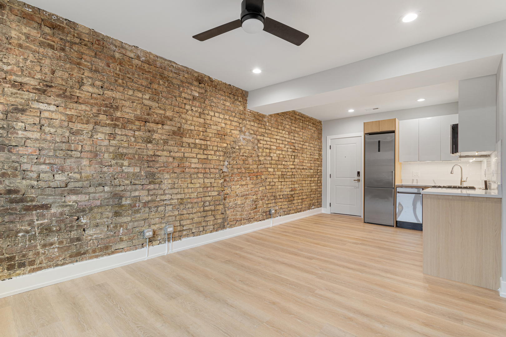 1556 W Juneway Terrace 3K