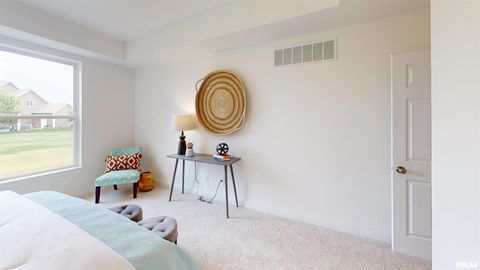 Tiny photo for 5931 BUTTERFIELD Drive, Bettendorf, IA 52722 (MLS # QC4267027)