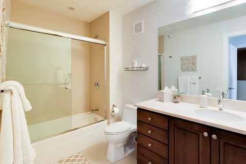 Tiny photo for 208 N Park Drive, Chicago, IL 60601 (MLS # 12603067)