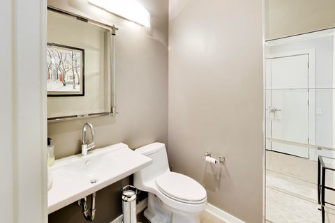 Tiny photo for 208 N Park Drive, Chicago, IL 60601 (MLS # 12603067)
