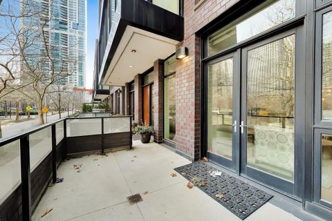 Tiny photo for 208 N Park Drive, Chicago, IL 60601 (MLS # 12603067)
