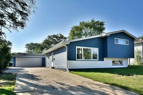 Photo of 934 S Harvard Avenue, Addison, IL 60101 (MLS # 12723048)
