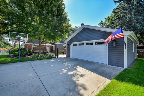 Tiny photo for Glen Ellyn, IL 60137 (MLS # 12772782)
