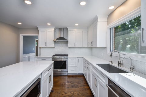 Tiny photo for Glen Ellyn, IL 60137 (MLS # 12772782)