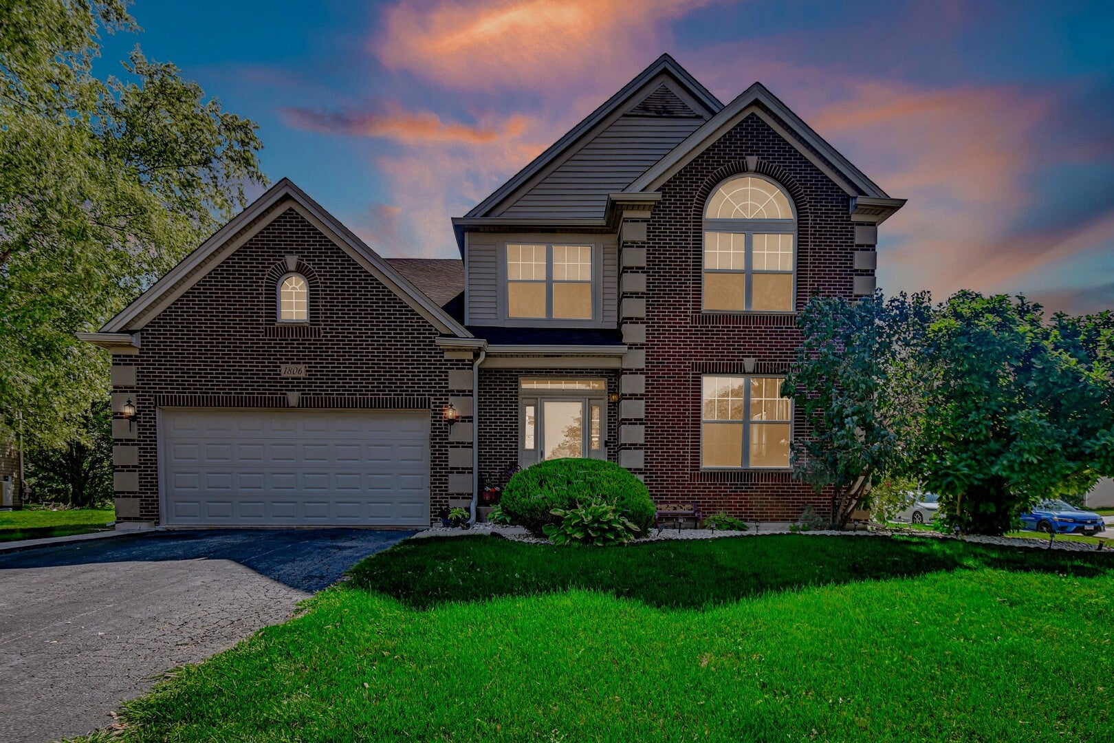 1806 Crestview Drive