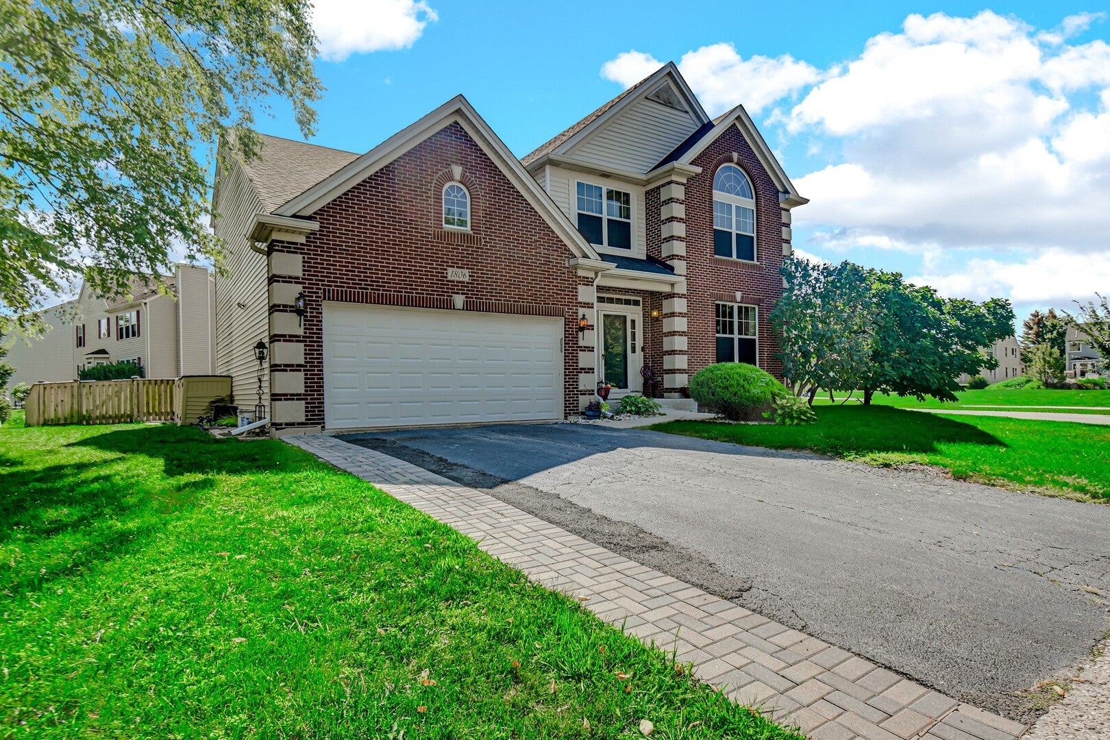 1806 Crestview Drive