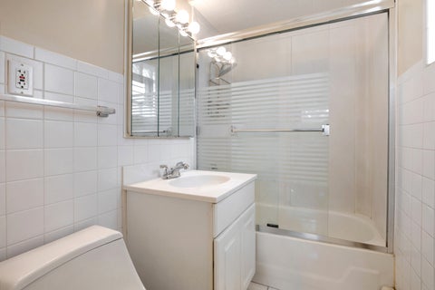 Tiny photo for 952 W Grant Drive, Des Plaines, IL 60016 (MLS # 12745344)