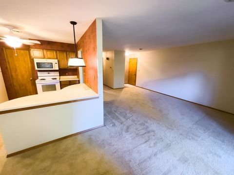 Tiny photo for 406 Carol Court #B2, Pontiac, IL 61764 (MLS # 12466199)