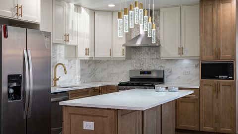 Tiny photo for 2814 Cardinal Drive, Rolling Meadows, IL 60008 (MLS # 12591536)