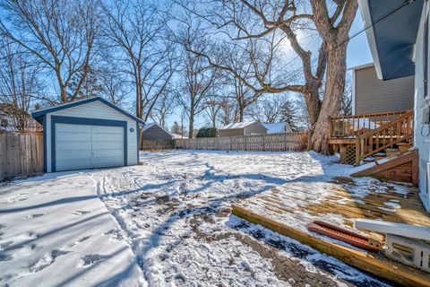 Tiny photo for 731 Western Avenue, Glen Ellyn, IL 60137 (MLS # 12552047)