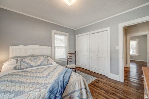 Tiny photo for 731 Western Avenue, Glen Ellyn, IL 60137 (MLS # 12552047)