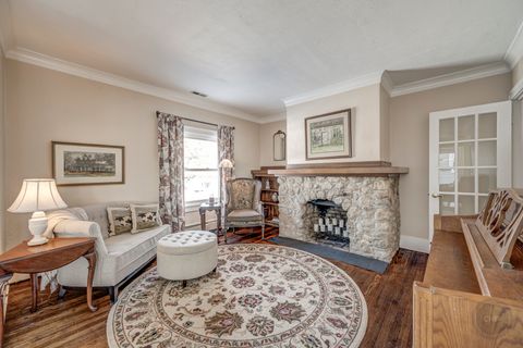 Tiny photo for 731 Western Avenue, Glen Ellyn, IL 60137 (MLS # 12552047)