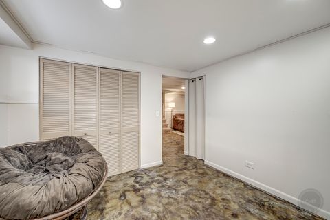 Tiny photo for 731 Western Avenue, Glen Ellyn, IL 60137 (MLS # 12552047)