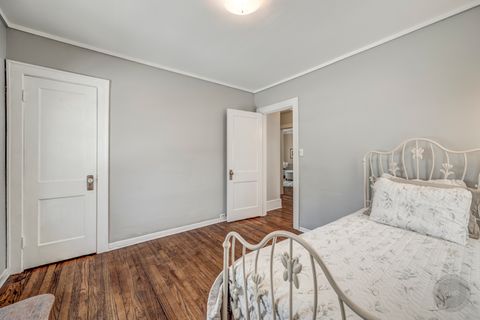 Tiny photo for 731 Western Avenue, Glen Ellyn, IL 60137 (MLS # 12552047)