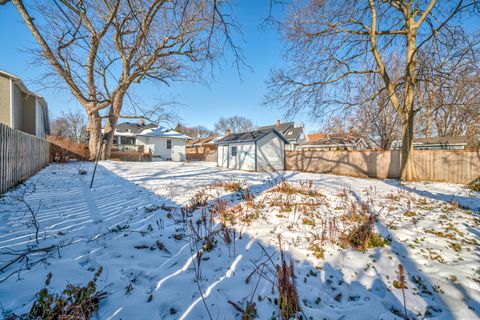 Tiny photo for 731 Western Avenue, Glen Ellyn, IL 60137 (MLS # 12552047)