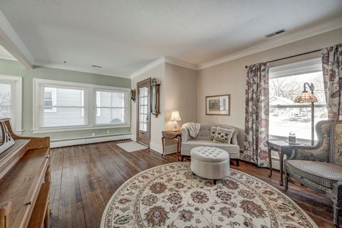 Tiny photo for 731 Western Avenue, Glen Ellyn, IL 60137 (MLS # 12552047)