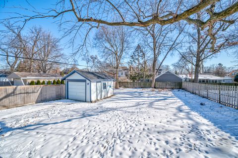 Tiny photo for 731 Western Avenue, Glen Ellyn, IL 60137 (MLS # 12552047)