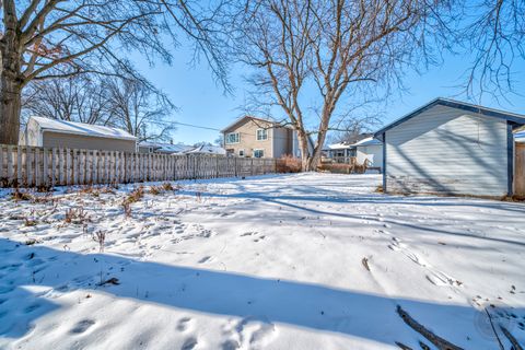 Tiny photo for 731 Western Avenue, Glen Ellyn, IL 60137 (MLS # 12552047)