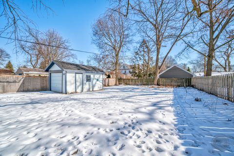 Tiny photo for 731 Western Avenue, Glen Ellyn, IL 60137 (MLS # 12552047)