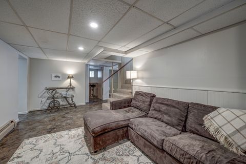 Tiny photo for 731 Western Avenue, Glen Ellyn, IL 60137 (MLS # 12552047)