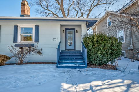 Tiny photo for 731 Western Avenue, Glen Ellyn, IL 60137 (MLS # 12552047)