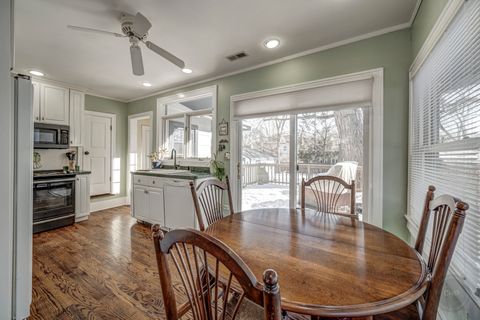 Tiny photo for 731 Western Avenue, Glen Ellyn, IL 60137 (MLS # 12552047)