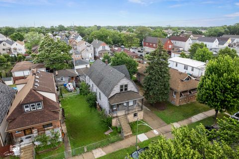 Tiny photo for 10447-10449 S Avenue N, Chicago, IL 60617 (MLS # 12493251)