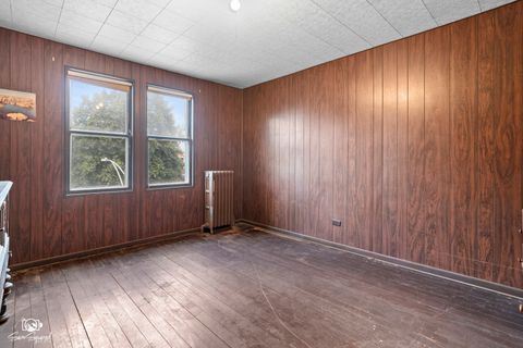 Tiny photo for 10447-10449 S Avenue N, Chicago, IL 60617 (MLS # 12493251)