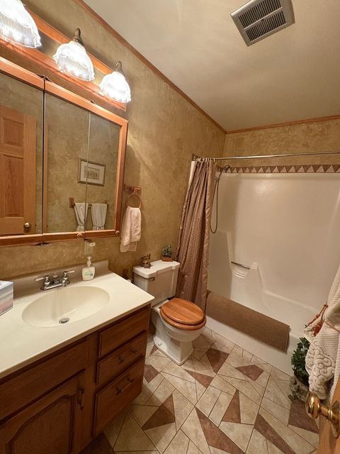 Tiny photo for 753 Fort Street, Ottawa, IL 61350 (MLS # 12428114)